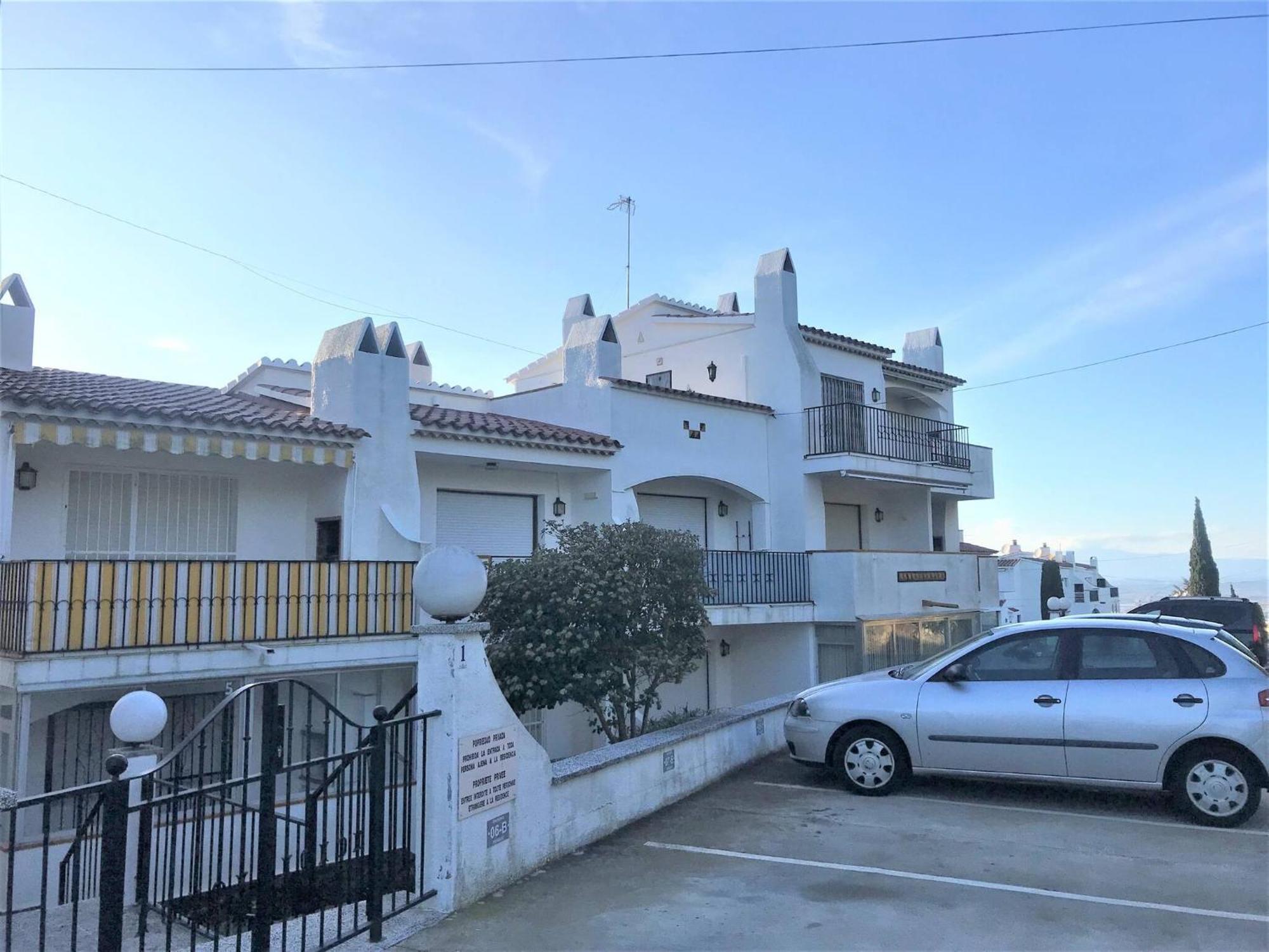 Apartamento En Roses Parking Y Piscina Comunitaria Dış mekan fotoğraf